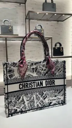 【美品】Dior ブックトートバッグのサムネイル