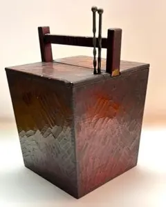 Item thumbnail for item 9366dfdd-9ce5-4425-a022-6a60682dbcb4