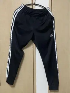 adidas トラックパンツ