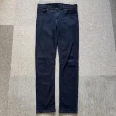 UNIQLO JEANS ダークブルー スリム　　ストレートデニム