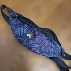 Nike SB 幾何学模様 ボディバッグ