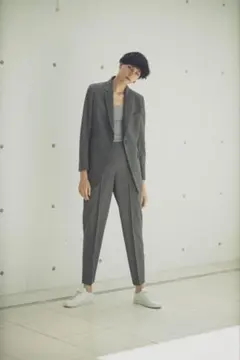 Theory キャロット プルオン テーパード パンツ グレー 0