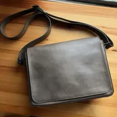 マザーハウス アンティーク B5 ショルダーバッグ スクエア グレー Antique B5 Shoulder／アンティーク B5 ショルダー – マザー