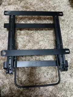 MeteoRa様専用 倉庫整理 K13マーチ用 運転席用 シートレール - メルカリ