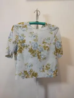 半袖ブラウス　シフォンカットソー　きれいめカットソーのサムネイル