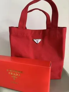 匿名発送 PRADA プラダ ノベルティトートバッグ レッド/&bのサムネイル