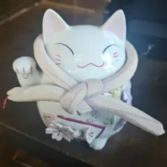 道楽堂 猫舎本舗 花飾り 藤の花 桜 招き猫 ねこ 貯金箱 置物 陶器製