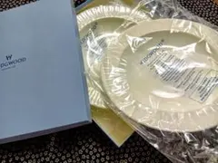 ウェッジウッド グレンミスト プレート 27cm 紙箱入 黒壺 - メルカリ