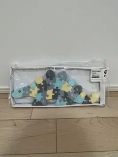 Dinosaur Puzzle 恐竜パズル 知育玩具 アルファベット　木製パズルのサムネイル