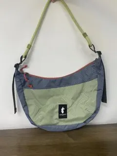 コトパクシ ハーフムーン ショルダーバッグ ユニセックス8L - メルカリ