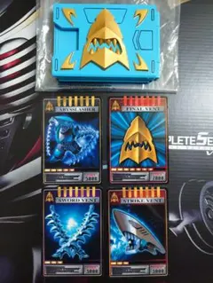 仮面ライダー龍騎 DX Vバックル用 王蛇 デッキケース - メルカリ