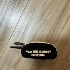 MASTER BUNNY EDITION ゴルフポーチ ブラック　ボール入れのサムネイル