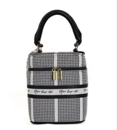 バッグ Herlipto HLT Jacquard Chain Pochette herlipto HLT Jacquard Chain Pochette 新品