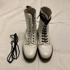 ドクターマーチン　10ホール　1490 uk9 made in england