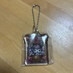 クロミ　ステンドグラス風アクリルキーホルダー　ガチャ　サンリオ