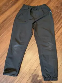 MOUNTAIN GEAR ブラックパンツ 140