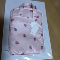 タグ付きGELATO PIQUE いちご柄ノートPCケース