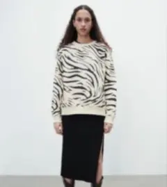 ZARAゼブラ柄スウェット冬