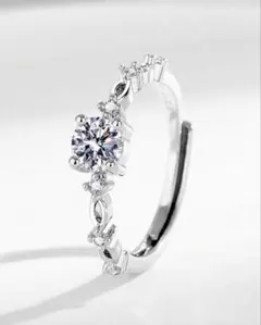 ジルコニアダイヤモンド付きシルバーリング　フリーサイズ