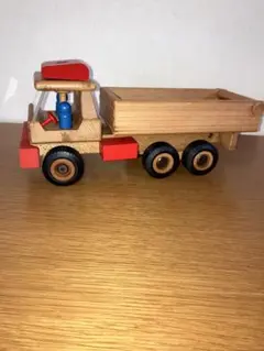 工房 Little Wood 職人手作り 木の働く大型ダンプカー - メルカリ