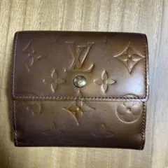 ルイヴィトン　財布　二つ折り財布　ヴェルニ　LOUIS VUITTON