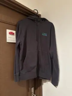 裏起毛 パーカー