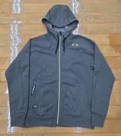 【美品】 Oakley フード付きジャージ セットアップ