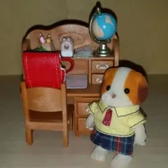 シルバニアファミリー。勉強机セット。
