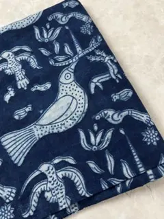インディゴ　生地　鳥柄