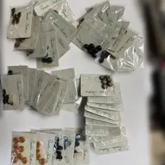 45個(袋) 足付き　色々ボタンセット　 未使用　保管品