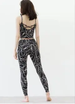 2025年最新】リンダワークスレギンスの人気アイテム - メルカリ