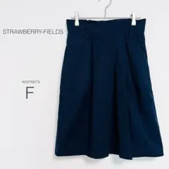 【ストロベリーフィールズ】スカート【F】ネイビー タック 無地 フレア 大人女子のサムネイル