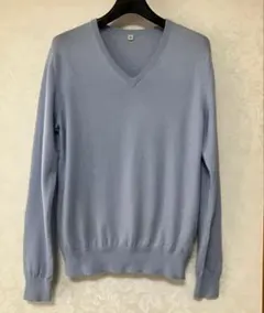 お値下げ！ユニクロ　ライトブルー ウール100%Vネック ニットセーター