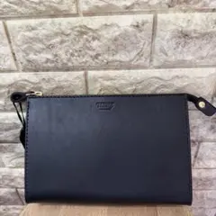 極美品 HERZ ヘルツ 三角マチ セカンドバッグ サイズS 黒