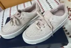 NIKE ナイキ　エアフォースワン セイジ ロー 品番:AR5339-201