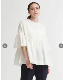 yori ギャザースリーブカットソー　ヨリのサムネイル