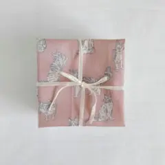 LIBERTYリバティ猫柄ピンク系生地はぎれ 5種セット 刺繍入り