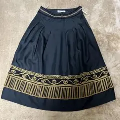 HIROKO KOSHINO シルク混フレアスカート 刺繍入りのサムネイル
