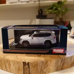 ホビージャパン 1/64　トヨタ ランド クルーザー　JA300W　ホワイト