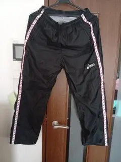 asics 黒 サイドストライプ パンツ