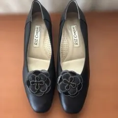 【新品未使用】RIZ Comfort リズ コンフォ―ト パンプス　２４.５のサムネイル