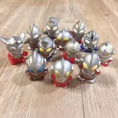 ウルトラマンシリーズ　ミニフィギュア　ソフビ　12体おまとめ