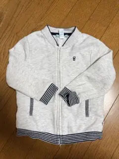 グレーのジッパートレーナー 90