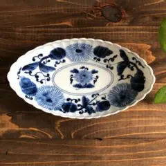 【 青磁染付菊扇文皿 】　古伊万里　収蔵骨董 数と骨董】古伊万里染付陽刻龍扇文小皿 d11.4cm Imari Blue and