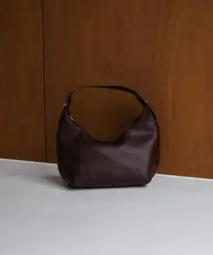 selle glant ハーフムーンバッグ 茶 ワンハンド モード ユニセックス