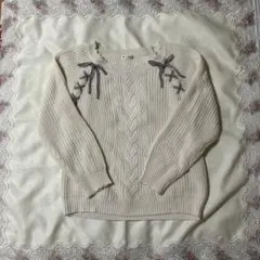 【美品♡axes femme】アイボリー ケーブル編みニット