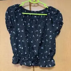 花柄 半袖 トップス 黒　earth