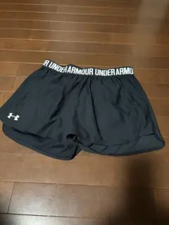 UNDER ARMOUR ブラックショートパンツ XL