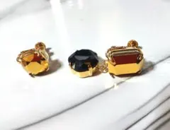 スワロフスキー　ゴールドブラック　イヤリング　２個セット　ユニセックス