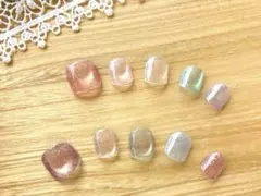 キッズネイルチップ　小さな宝石みたいなキラキラネイル　発表会・おでかけに
